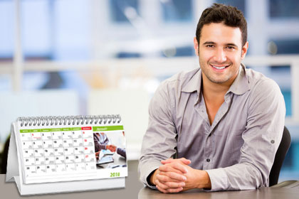 asztali naptár az irodába